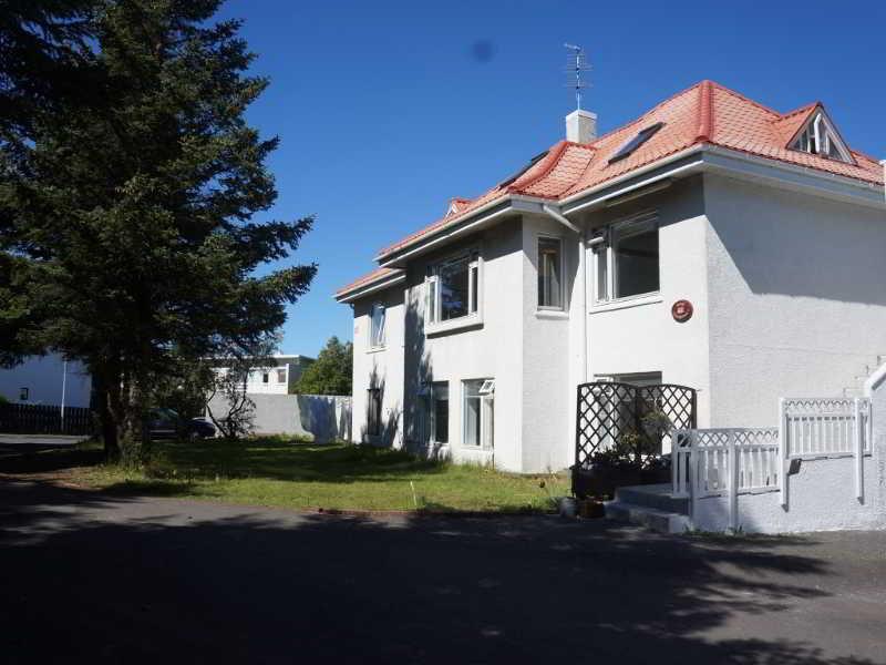 Laugabjarg Hotel Reykjavík Buitenkant foto